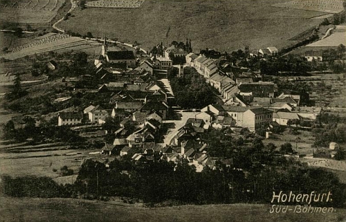 Město Vyšší Brod na snímku Josefa Seidela, pořízeném v roce Pilsova narození 1917