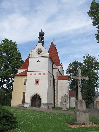 Farní kostel sv. Mikuláše v Horní Stropnici