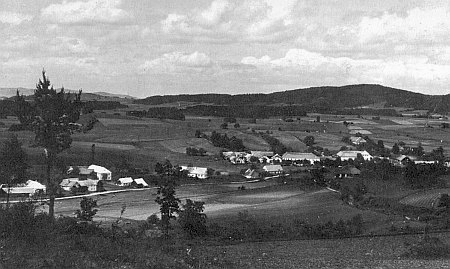 Vzácný snímek dnes zcela zaniklého Mikulova (Böhmdorf) u Cetvin