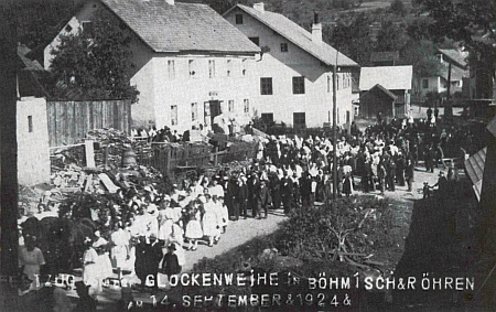 Svěcení zvonů v Českých Žlebech v září 1924