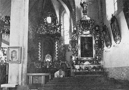 Vnitřek kostela sv. Bartoloměje v Malontech, kde býval i varhaníkem a regenschorim,
na snímku Franze Hoffelnera z roku 1976
