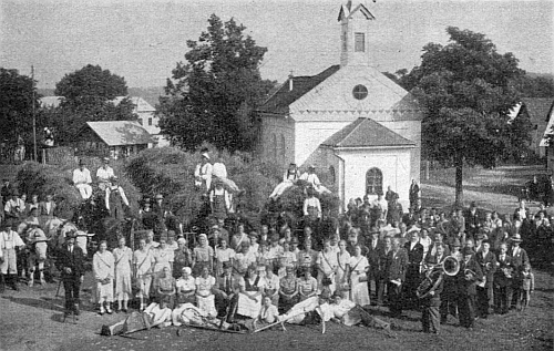 Dožínková slavnost v Hrabicích roku 1936