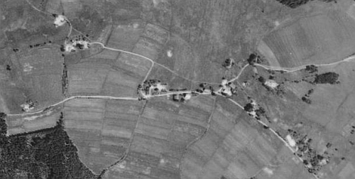 Zadní Chalupy na leteckých snímcích z let 1949 a 2008