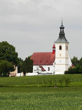 Kostel sv. Štěpána a fara v Bílé Hůrce