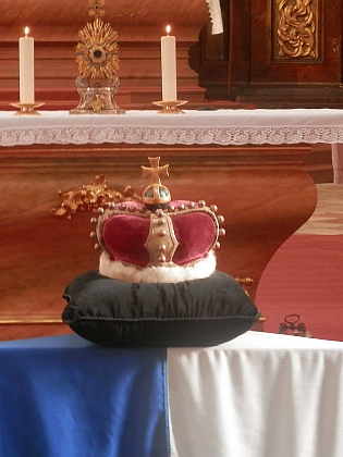 Zádušní mše v českokrumlovském kostele sv. Víta