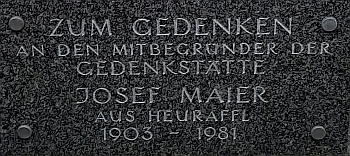 Pamětní Kámen Josefa Maiera, zmíněného v jeho textu, v Guglwaldu