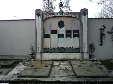 Rodinná hrobka na českobudějovickém hřbitově u sv. Otýlie