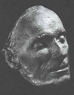 Posmrtná maska sejmutá Josefem Rintem (viz i Leo van Heemstede)