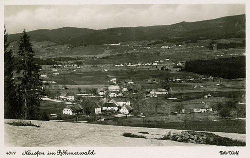 Nová Pec na pohlednici Josefa Wolfa