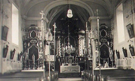 Kostel sv. Jiří v Semněvicích na snímcích ve farní kronice