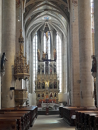 Interiér plzeňské katedrály sv. Bartoloměje