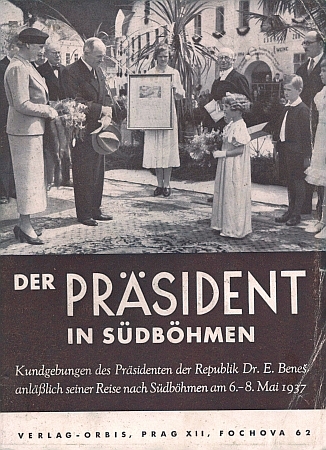 Přímo na obálce pamětní publikace o cestě prezidenta Beneše s chotí po jižních Čechách v roce 1937 vidíme starostu Rožmberka nad Vltavou Franze Tungla s bílým motýlkem a textem svého projevu v ruce na koberci slavnostní tribuny