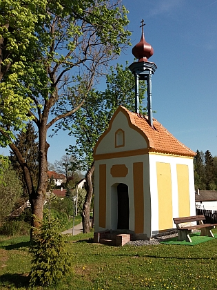 V roce 2022 rekonstruovaná návesní kaple v Křenově