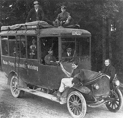 Už v roce 1913, rok před první světovou válkou, fungovala autobusová linka Pasov - Freyung - Vimperk