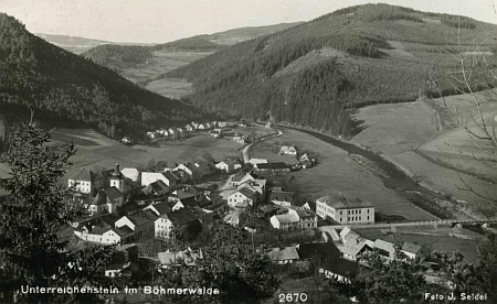 Jiné dvě pohlednice Josefa Seidela zachycující "Dolní Rejštýn",
jak se Unterreichenstein kdysi také označoval