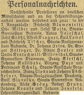 V tomto výčtu německých středoškolských profesorů, povýšených v roce 1921 do 7. platové skupiny, se dosud píše příjmením Kratochwill-Willenthal