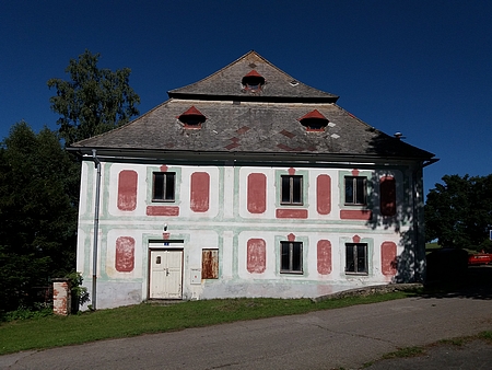 Nicovská fara dnes - rodný dům byl stržen