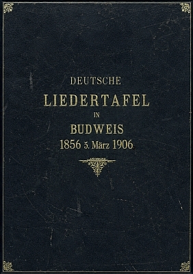 Mohutné fotoalbum členů spolku z let 1856 až 1906 ze sbírek SOkA České Budějovice