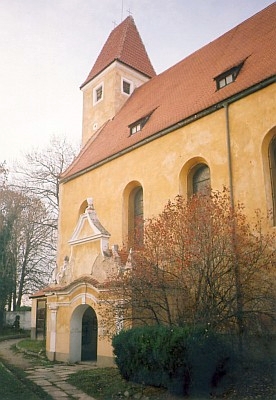 Kostel sv. Bartoloměje v Malontech