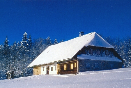 Schachtenhaus a Adolf Treml před ním