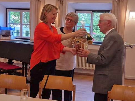 V roce 2022 s manželem  a knihovnicí Michaelovou Kollerovou při oslavách padesáti let knihovny v Buchbachu, o jejíž vznik se zasloužili